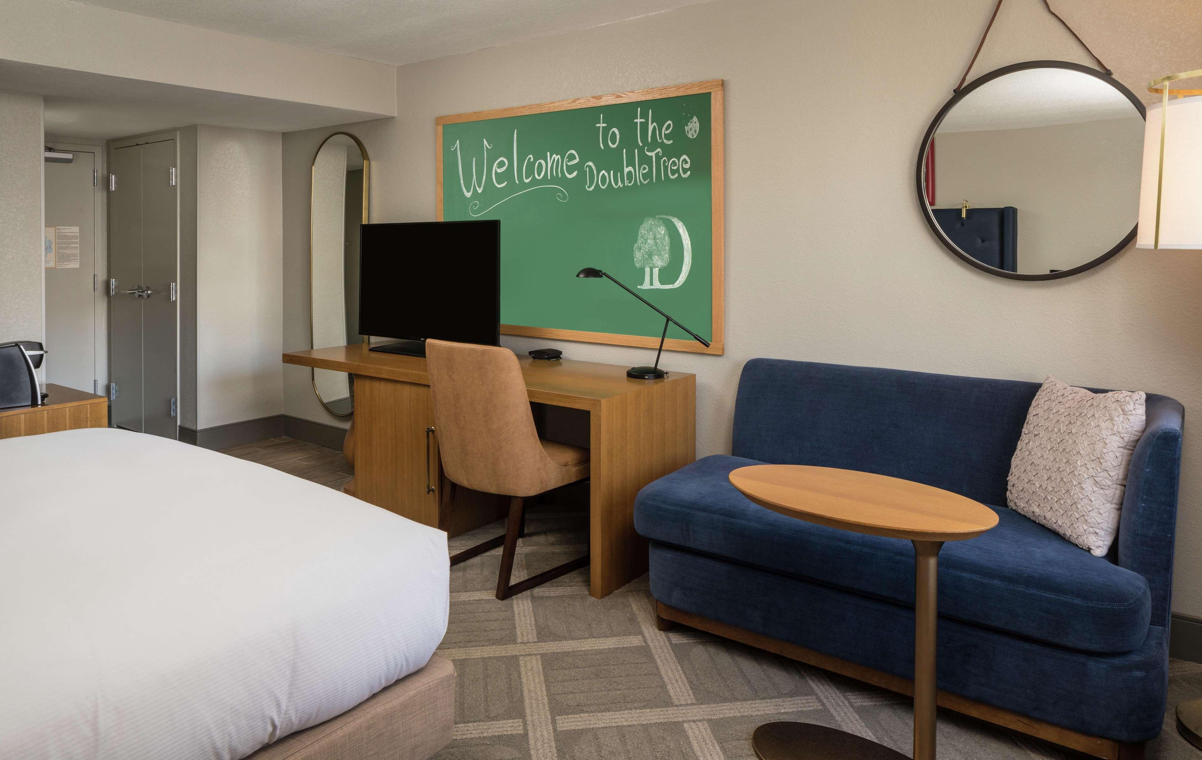 Doubletree By Hilton Gainesville Exteriér fotografie